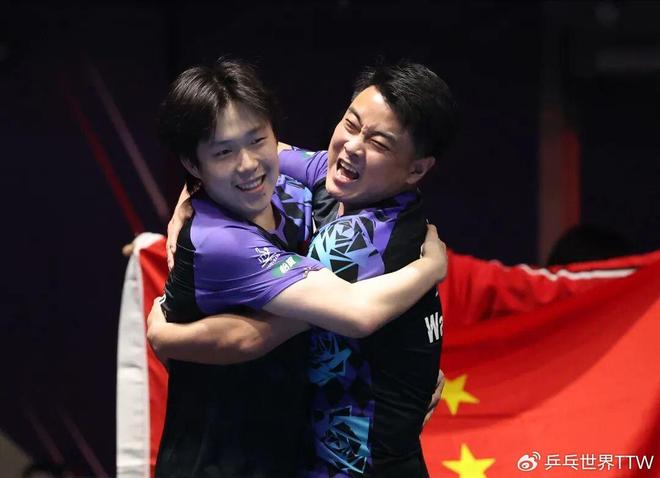 疆超联赛进行时丨阿勒泰队抵达阿克苏开启赛前冲刺训练