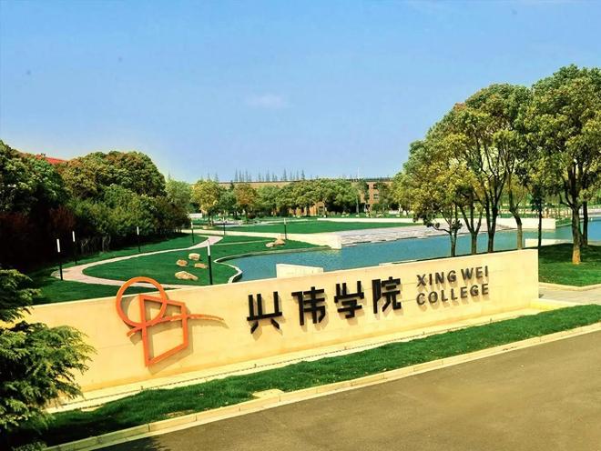 网友们这几天都在吃著名毛巾集团洁丽雅的瓜，讽刺其家族“丑闻”