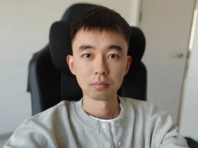 帕尔默染红门将送大礼，热刺2
