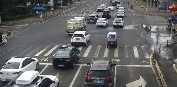 媒体人：小赫迪拉被推荐到中超某豪门，最近会进一步接触