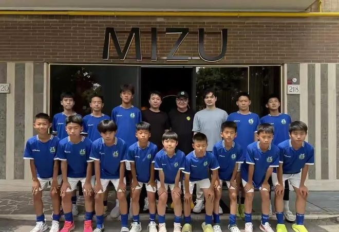 三连胜领跑东区！詹皇轮休四巨合砍98分 大帝28+三双全能无比