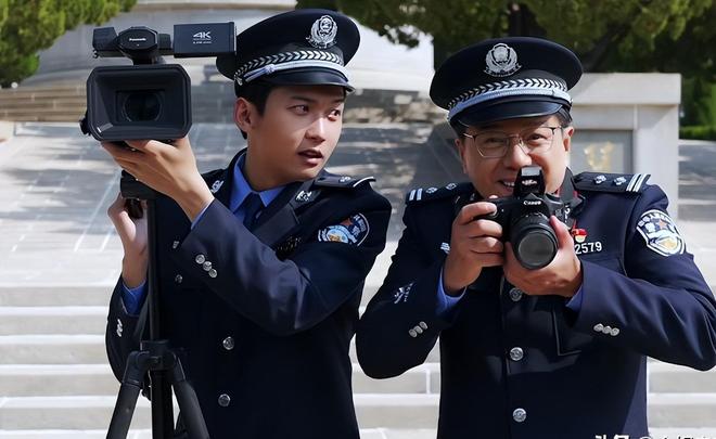 哈珀崛起逼宫，马刺面临福克斯难题