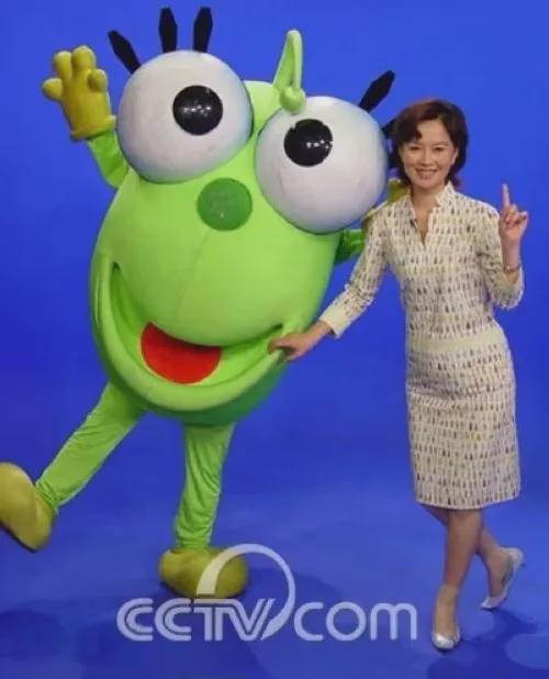 巴洛贡美足首秀梅开二度当选最佳