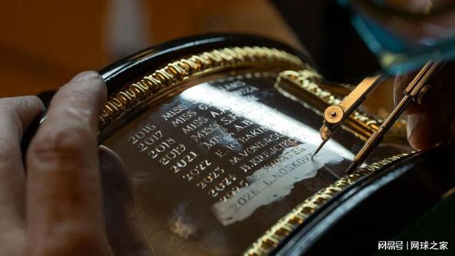CBA休赛季速递!山西男篮敲定主教练,胡明轩退出夏训,徐杰高强度特训,辽篮张陈治锋进步明显,莫兰德恢复训练盼重返