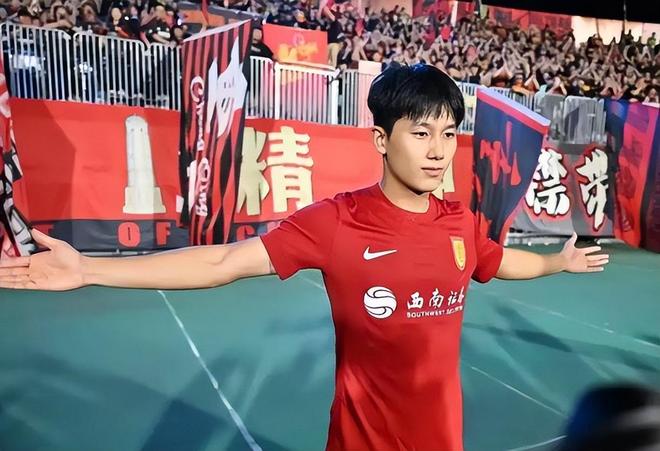 Shams：麦科勒姆与老鹰队达成1年2100万美元提前续约合同